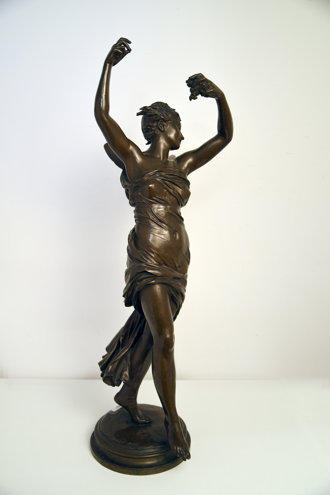 Sculpture, Frau