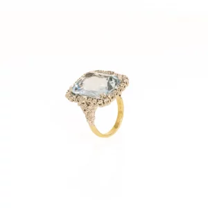 Statement in Blau